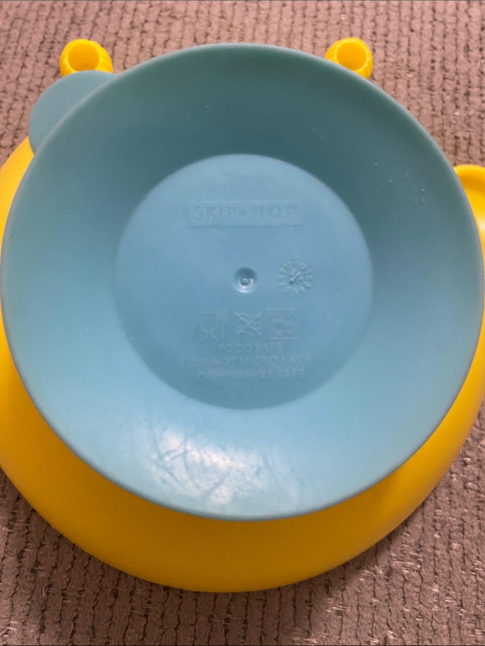 Skip Hop activity center Yellow Bee Face suction Bowl explore & more - Picture 2 of 15